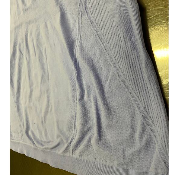 Women's Athleta Momentum 1X Fitted Lilac Racer Back Tank Hip Length XT2 Tech - Picture 6 of 9